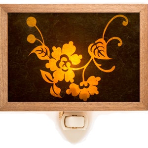 Plum Blossom Night Light Soft Glow Handmade Lighting Nature Scene Crystal Mica Natural Materials Wood Frame