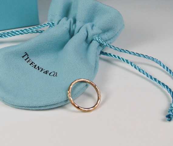 Tiffany & Co 18K Rose Gold Hammered Ring by Picasso Size 5