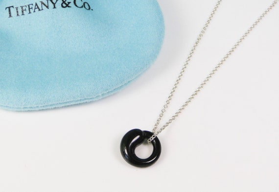 Tiffany Co Peretti Black Jade Eternal Circle Sterling - Elsa Peretti Circle Pendant Tiffany Co Peretti Black Jade Eternal Circle Sterling - Elsa Peretti Circle Pendant