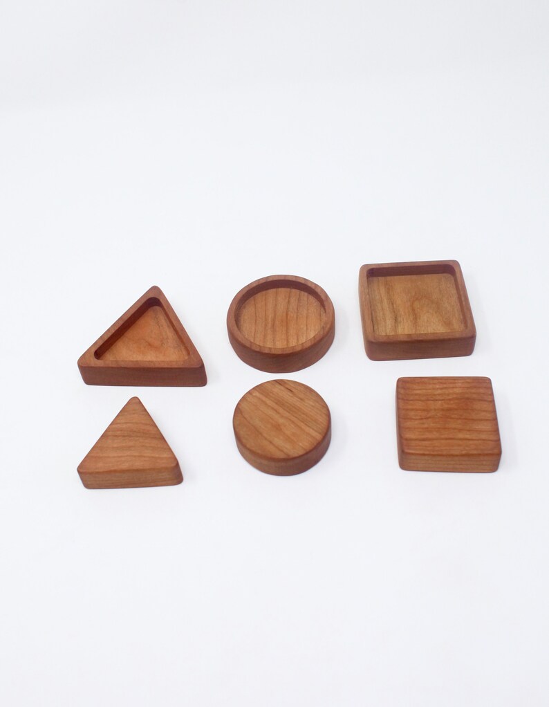 Montessori 9 12 Mois Ensemble de 9 jouets Montessori Infant Set Motor Development Set Pincer, Palmar, Ball and Cup, First Puzzles, Blocks Montessori 9 12 Mois Ensemble de 9 jouets Montessori Infant Set Motor Development Set Pincer, Palmar, Ball and Cup, First Puzzles, Blocks