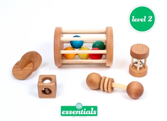 Montessori Style Babyspielzeug Holz Baby Rasseln Greiflinge Packung mit 4 