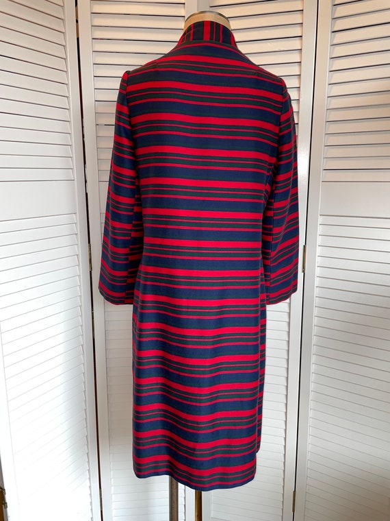 SALE Vintage 1960s I.MAGNIN & Co. MOD Striped Coat - image 3