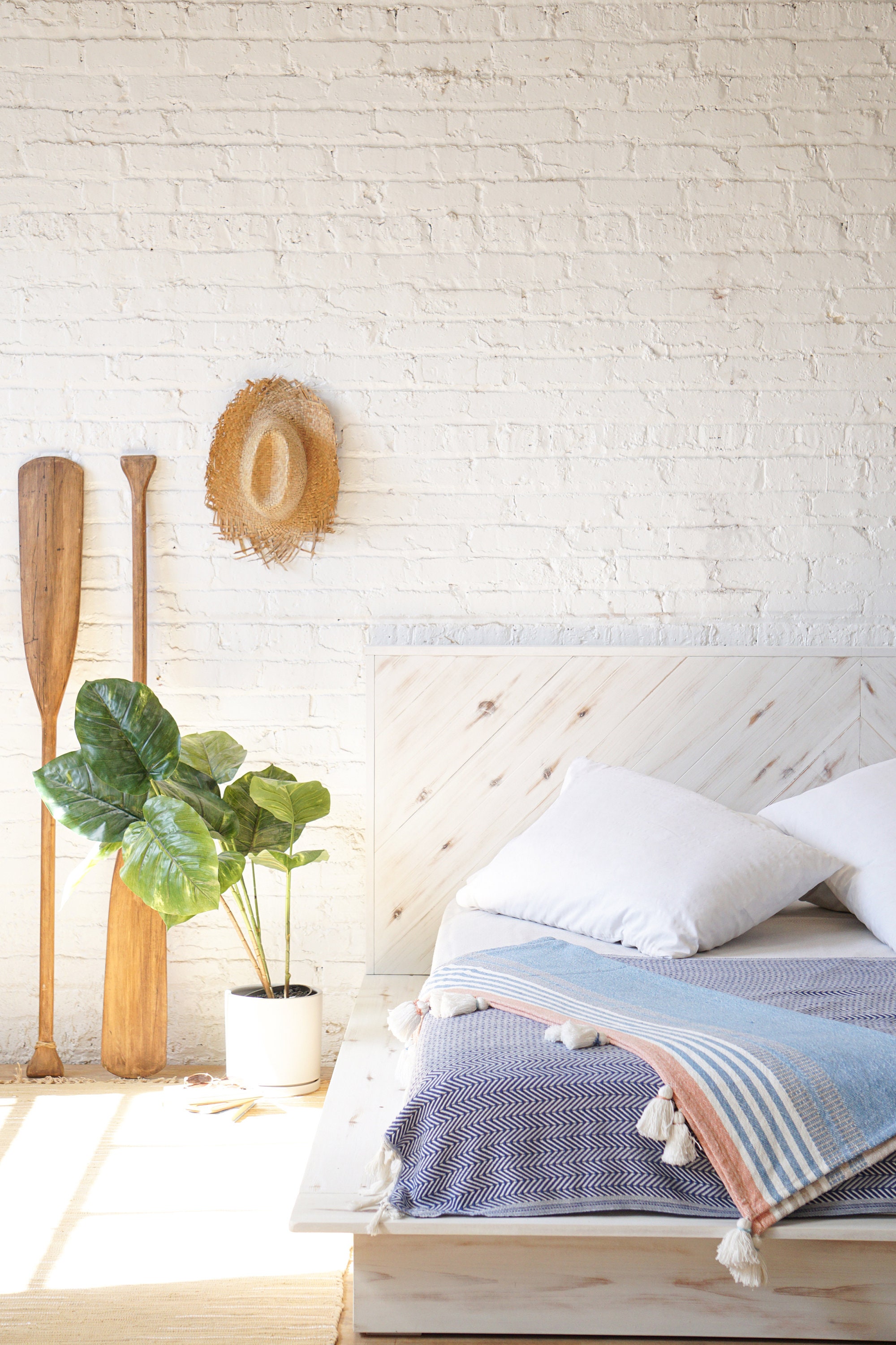 Chevron Low Pro Bed - Platform Bed Frame \u0026 Headboard - Rustic Modern Low  Profile - Solid Wood - Cedar Barn Wood Style - Made in USA - Etsy, image size:2000x3000