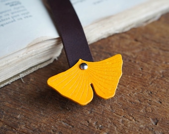 Personalized Leather Gingko Leaf Bookmark / Custom Engraved Book Lover Gift Ideas / Made In Canada