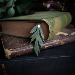 Mugwort Leather Bookmark / Handmade In Canada / Recycled Leather / Artemisia Vulgaris / Lunar Herb / Bibliophile / Gift For Reader / Fantasy