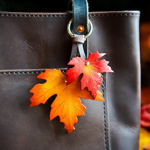 Sugar Maple Leaf Leather Bag Charm/ Fall Purse Flair / Pick Your Color Ring / Cute Tote Accessories / Autumn Keychain / Made In Canada