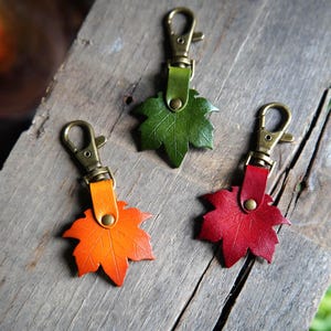 Maple Leaf Leather Bag Charm / Spring Zipper Pull / Cute Purse Accessories / Plant Lover Gift Ideas / Tote Backpack Flair / Made In Canada
