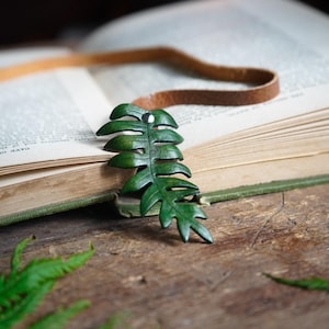 Fern Leather Bookmark / Handmade In Canada / Recycled Leather / Ostrich Fern / Wild Foraged Edible / Bibliophile / Gift For Reader / Fantasy