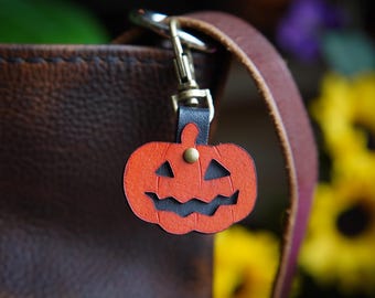 Mini Jack O Lantern Leather Bag Charm / Spooky Purse Tote Flair / Halloween Keychain / Cute Key Accessories / Fall Gift / Made In Canada