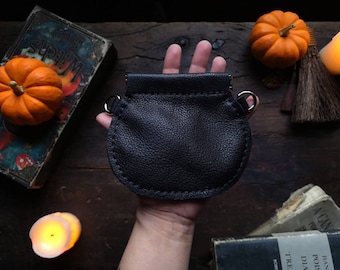 Leather Cauldron Pinch Pouch - Witchy Halloween Coin Purse - Foraging Hedgewitch Trinket Bag