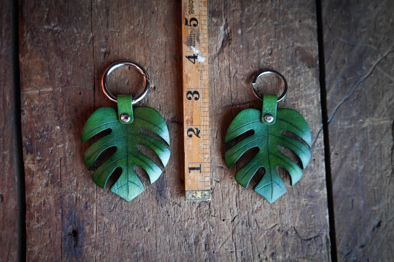 Monstera Leaf Leather Keychain Large / Gift Ideas / Cute Key Accessories / Houseplant Bag Charm / Every Day Carry / Made In Canada image 5