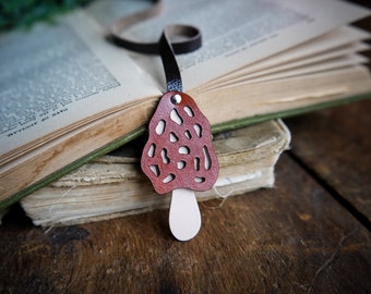 Morel Mushroom Bookmark - Large Edition / Foraging / Leather Bookmark / Book Accessories / Mycophile / Reader / Fantasy / Leather Goods