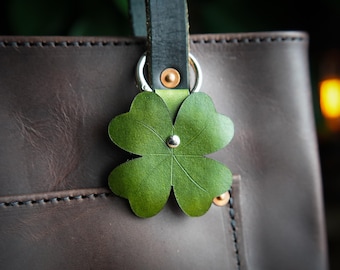 Four Leaf Clover Leather Bag Charm / Lucky Plant Lover Gift Ideas / Cute Purse Accessories / Saint Patrick's Day / Made In Canada
