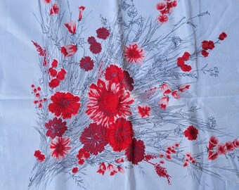 Pristine Nostalgic Stunning Red Grey white  tablecloth kitschy country, retro Daisy Carnations Bold colors 48x48 mid century