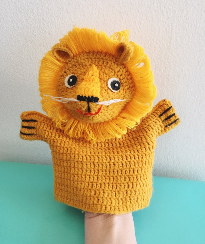 lion hand puppet