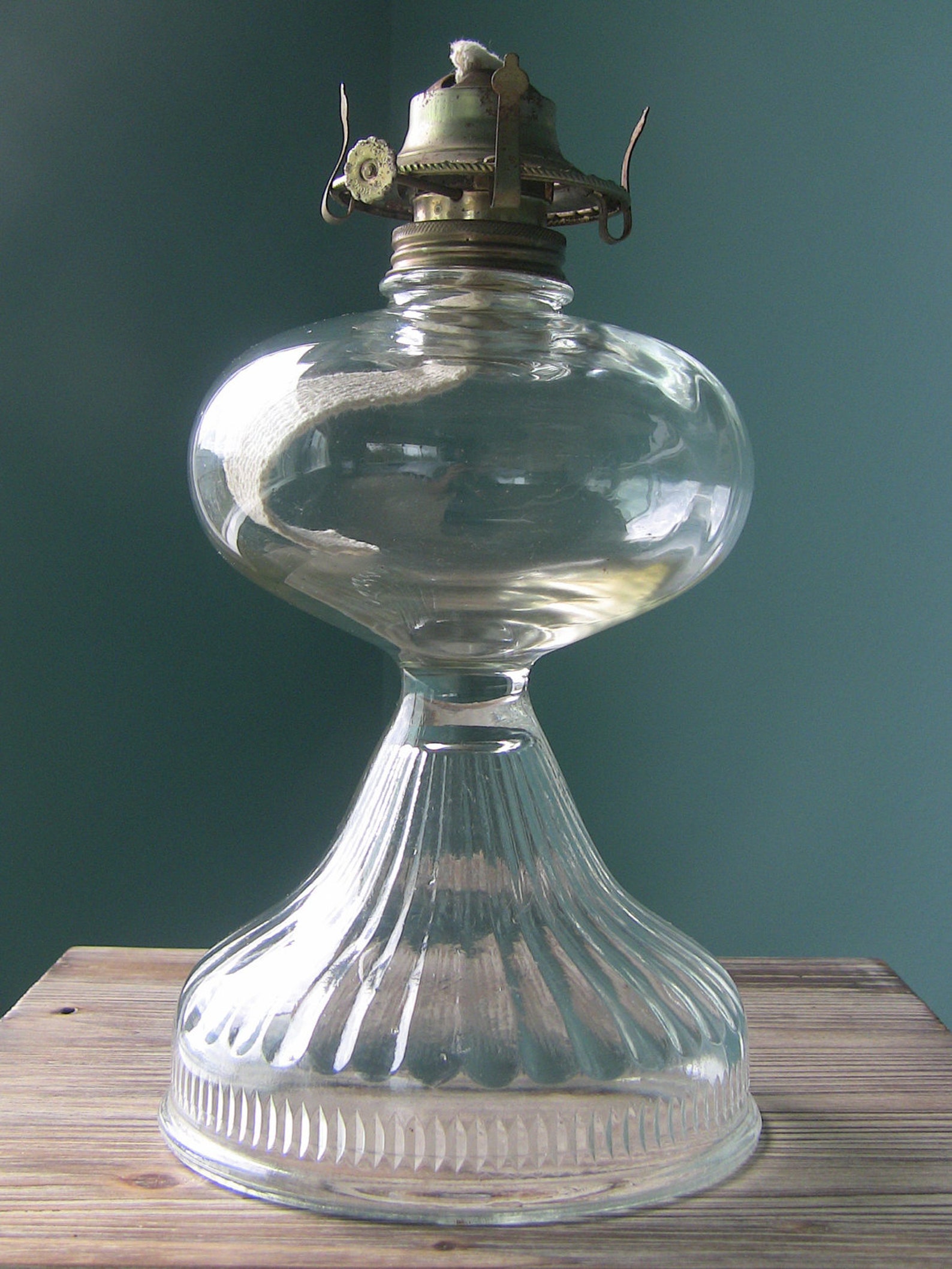 Large Vintage Oil LampHurricane LampAntique Glass Lamp Etsy