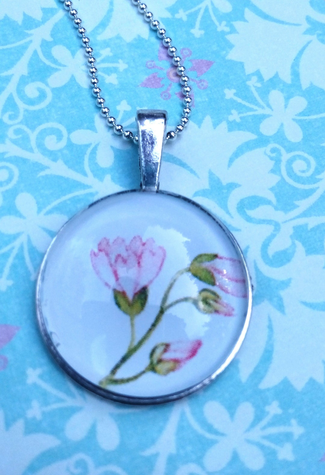 Collana con ciondolo e cordino in pelle - IT