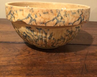 Antique Redwing spongeware - panel -9" mixing bowl