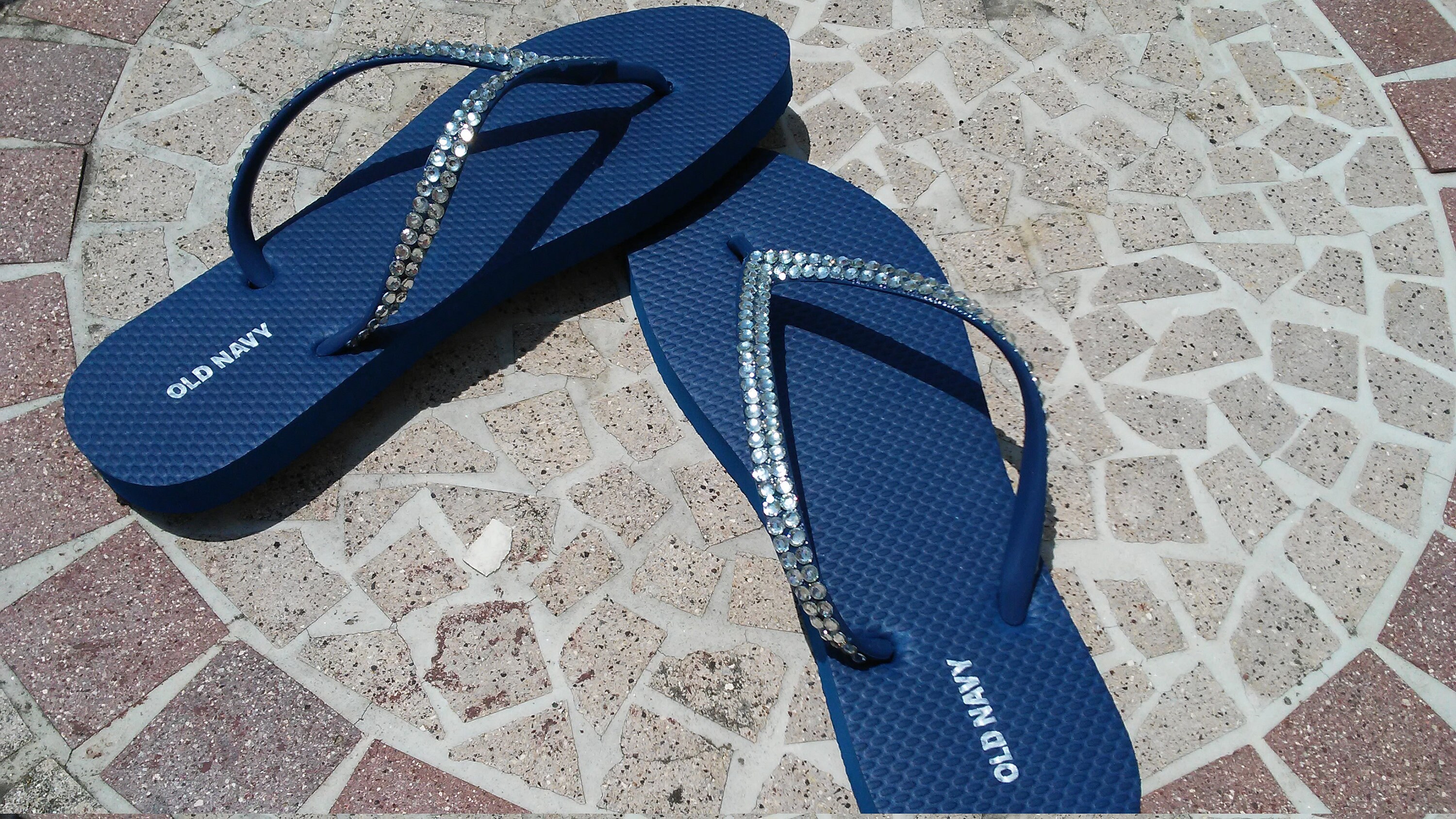 navy blue flip flops