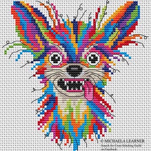 Könnte beinhalten: Kreuzstichmuster eines bunten Hundes mit überraschtem Gesichtsausdruck und herausgestreckter Zunge. Das Fell des Hundes ist eine Mischung aus Blau, Orange, Gelb, Grün und Lila. Das Muster befindet sich auf weißem Hintergrund.