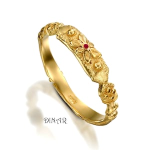 Thin 14k gold flower wedding band, antique style wedding ring ,floral wedding ring, flower engraved wedding band, delicate women ring