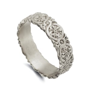 Flowers engraved silver wedding band, floral infinity knot engraved pattern women silver wedding ring band, vintage style floral silver band
