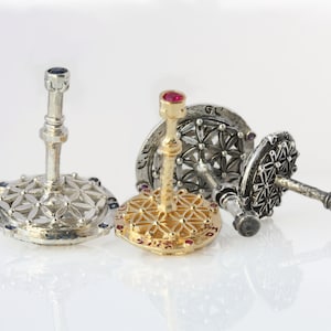 Dreidel, Chanukkah Dreidel, Silber Dreidel, drehendes Dreidel, Chanukka Geschenk, handgefertigte Sammler Sterling Silber vergoldet Edelstein Dreidel