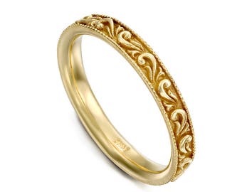 Women dainty gold wedding ring engraved scrolls leafs, 14k Gold stack ring, vintage style Wedding band, milgrain leaves gold ring for her