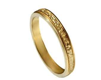Gehamerde trouwring, dunne 14k massief gouden trouwring, rustieke trouwring, dunne stapelring, gouden getextureerde eenvoudige klassieke band