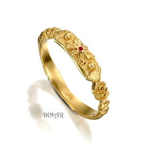 18k solid gold antique flower thin wedding ring band, ancient style engraved floral stacking dainty wedding ring, delicate gold ruby ring