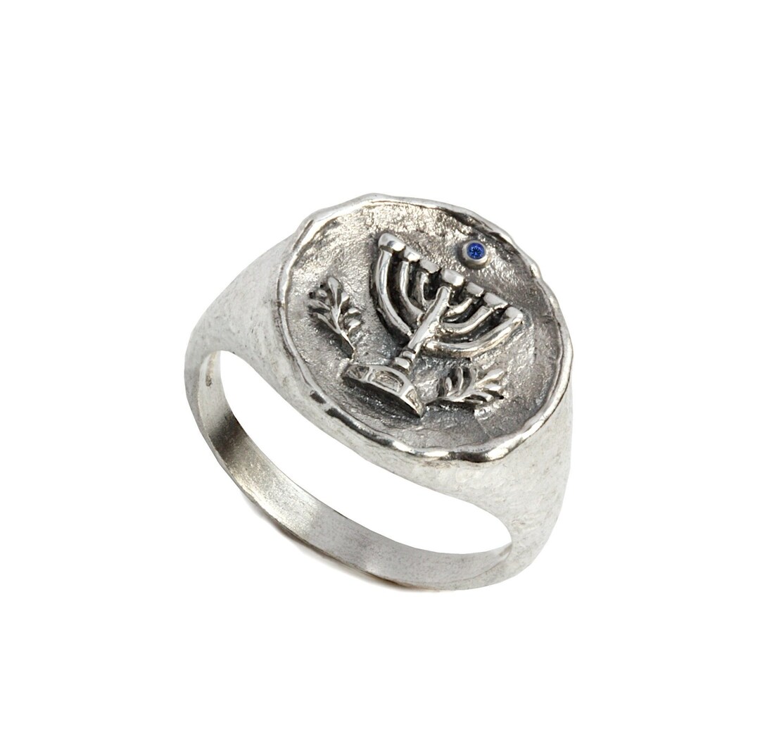 Mano Izquierda Los Judios Usan Anillo De Bodas Anillo De Sello