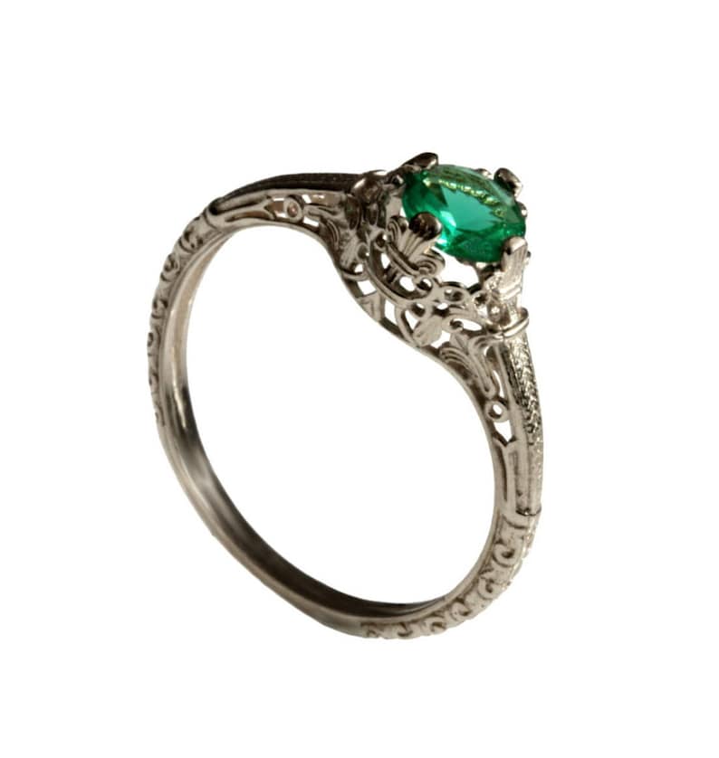 Solitaire Emerald Engagement ring  vintage filigree image 1