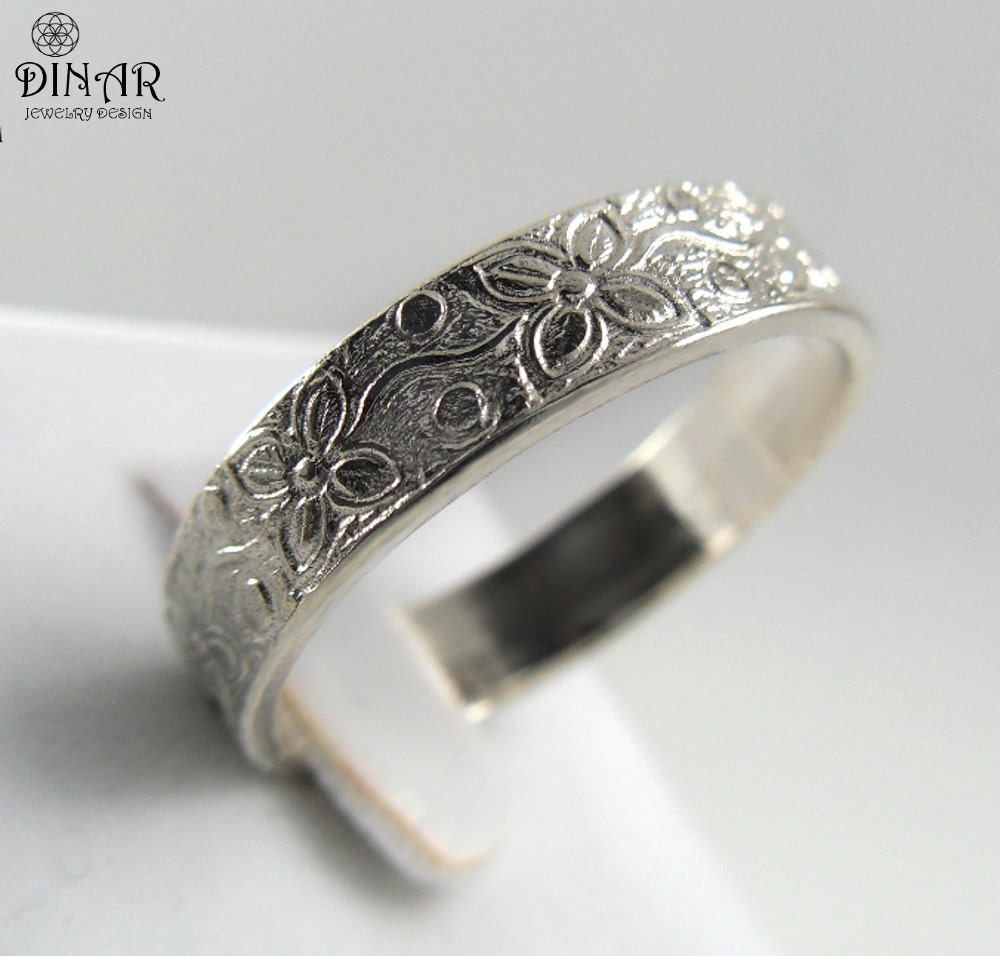 Sterling silver Wedding Band ring flower pattern wedding