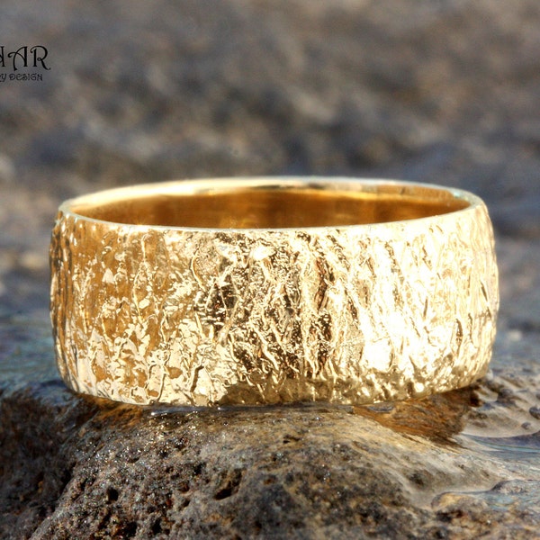 Thick Gold wedding band, 14k yellow Gold , Hammered Wedding Band,Textured ring ,unisex gold ring ,nature inspired, handmade rustic gold band