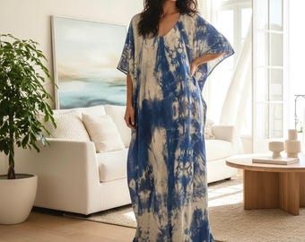 Seidenkaftan, übergroßer Seidenkaftan mit Batik-Design