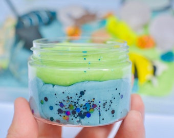 Ocean play dough to go, fish play dough, playdough jar, playdough kit, kids play dough kit, ocean playdough kit, playdough kit