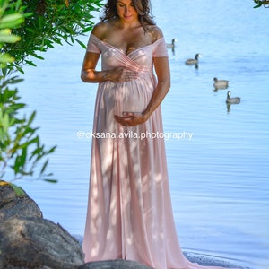 Maternity gown, maternity dress, maternity dress for photoshoot, maternity photoshoot, romantic maternity dress