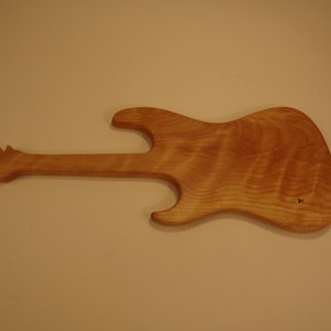 Stratocaster Serving Board in Lustrous Curly Maple