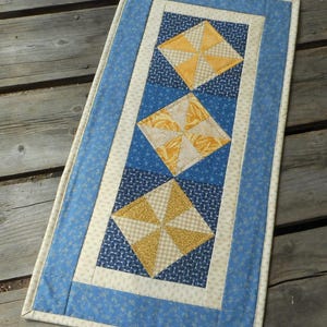 Patchwork Quilted Table Runner, Blue yellow cream country farmhouse Cotton, Sashiko Stitching (13"x25")