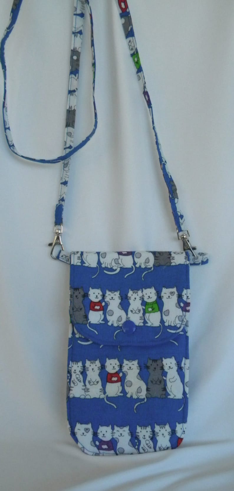 Hand Made Kitties All In A Row Blue Padded Smart Phone Tote Over the Shoulder Bag 50 Inch Strap 2 Pockets Small Items Tote FREE US SHIPPING