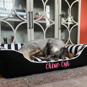 Extra Large 36x28 Cuddle Dog Bed.