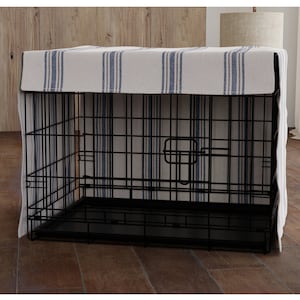crate cover with blue and gray stripe