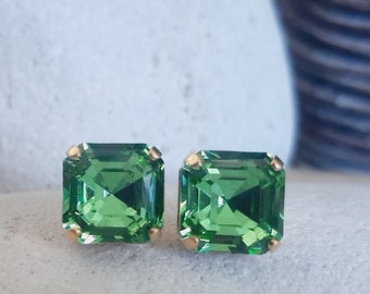 Imperial Cut Peridot Studs, August Birthstone Earrings, Square Green Crystals, Gold Pierced Earrings, Asscher Cut Handmade Jewelry