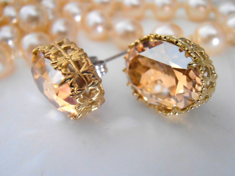 Golden Shadow Gold Oval Earrings / Filigree Studs / Pierced Post / Wedding Jewelry / Bridal image 4