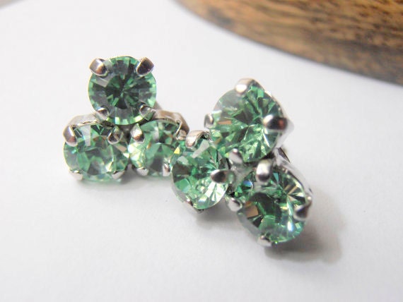 Chrysolite Green crystal Earrings, 6mm Cluster Studs, Post Earrings, Platinum plated, Chaton Flower setting, Fashion