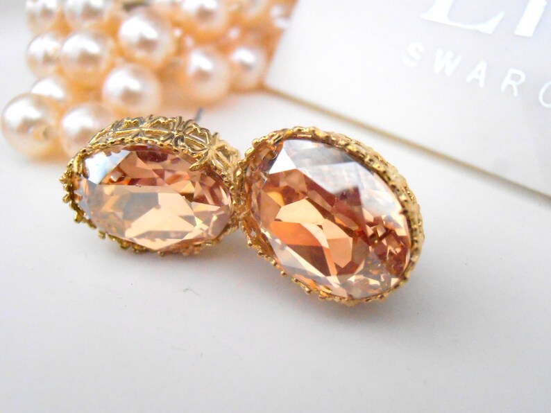Golden Shadow Gold Oval Earrings / Filigree Studs / Pierced Post / Wedding Jewelry / Bridal image 2