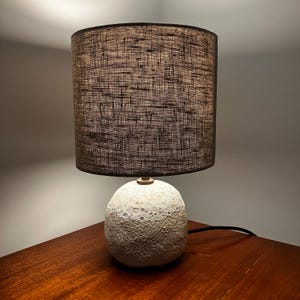 Ręcznie wykonana ceramiczna podstawa lampy