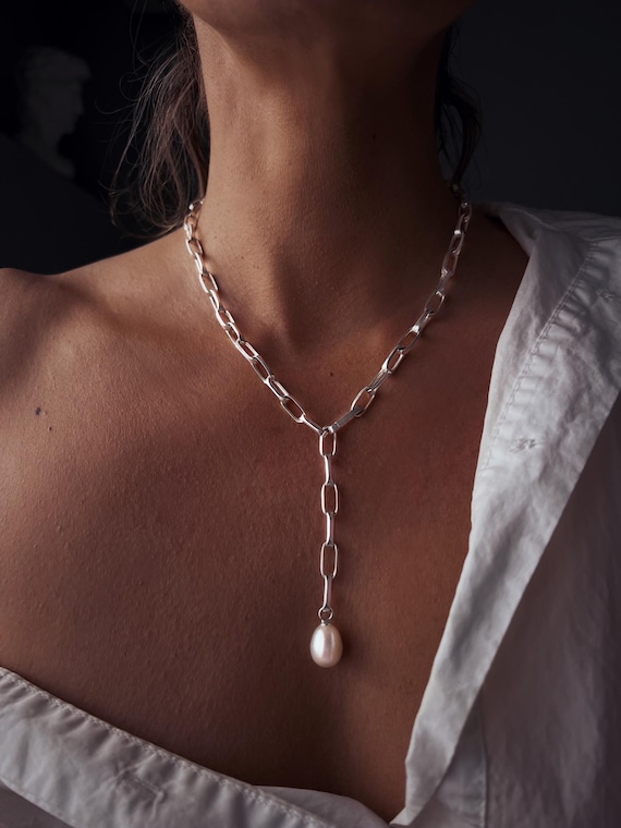 Silver paperclip chain with pearl: solid 925 natural white pearl