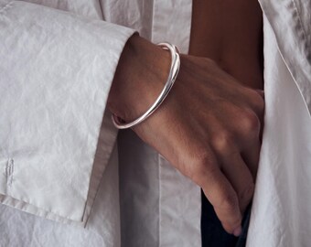 Silver curvy bracelet solid 925 cuff