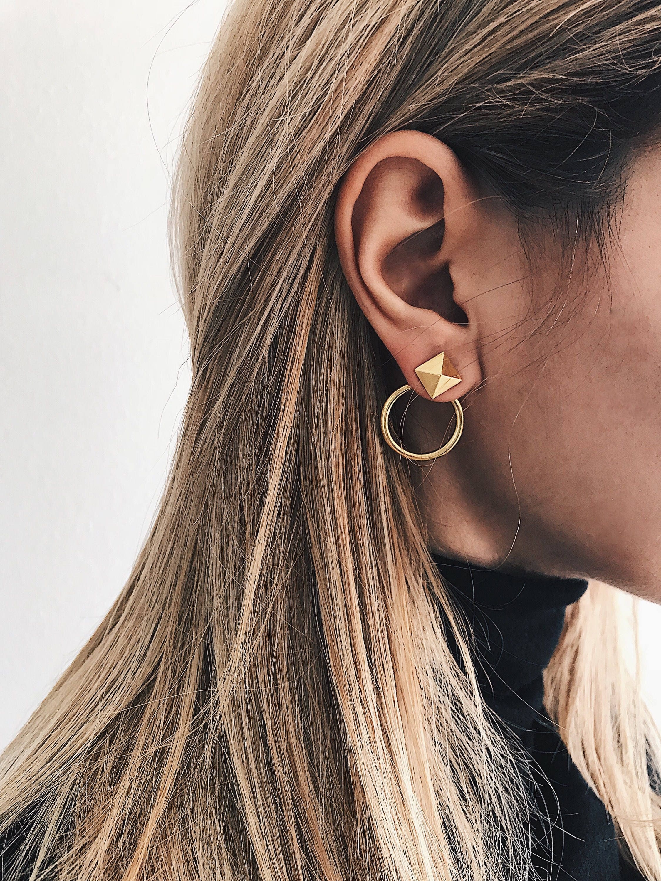 Gigi hadid store paperclip earrings